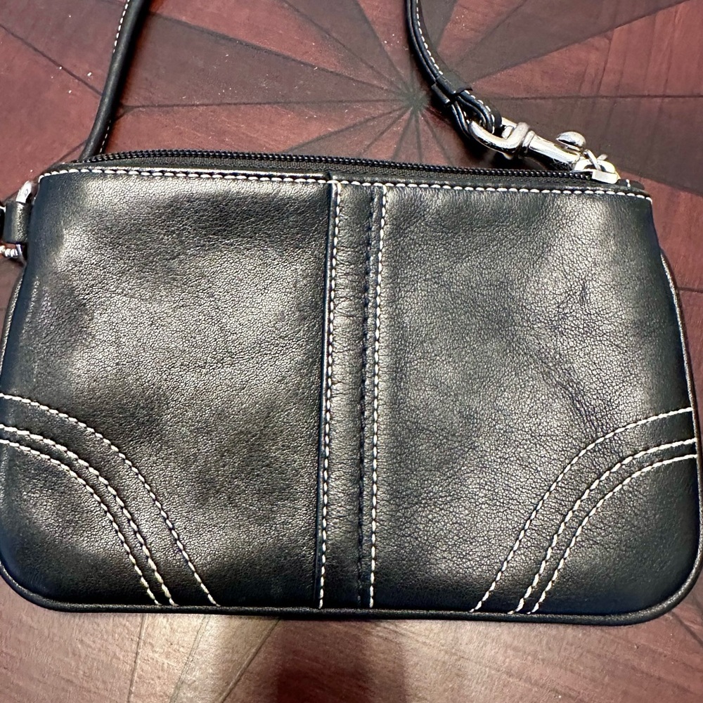 Coach Black Wristlet - Picture 3 of 9
